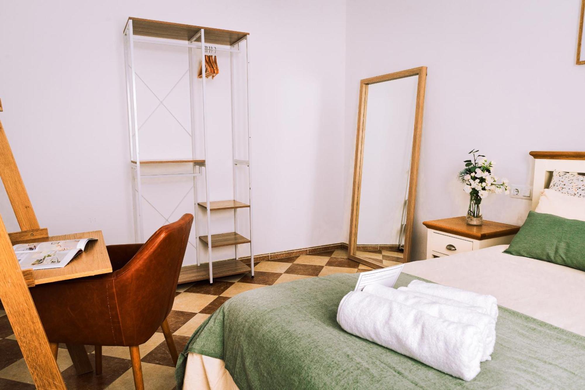 Echo Suites Nervion إشبيلية المظهر الخارجي الصورة